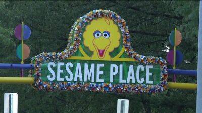 Jodi Brown - 'We wholeheartedly apologize': Sesame Place issues new statement to family of girls in viral video - fox29.com - county Bucks