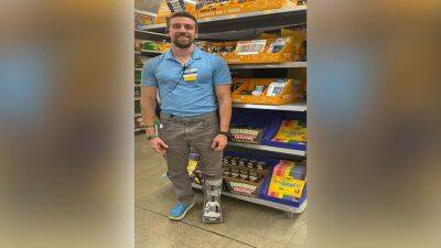 Man opens up about leaving teaching for better-paying Walmart job - fox29.com - state Ohio - state Texas