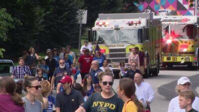 Hundreds turn out for Penn Wynne Independence Day Parade - fox29.com - Usa - county Montgomery