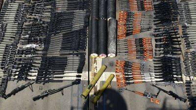U.S. Navy offers cash for tips on illicit weapons, drugs in Mideast - fox29.com - Iran - city Tehran - Uae - Yemen - city Dubai, Uae