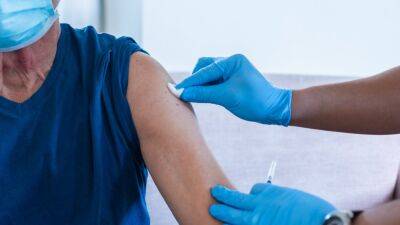 Is it time for a new generation of Covid vaccines? - rte.ie - city Manchester