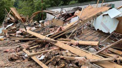 Andy Beshear - Historic Kentucky flooding: At least 30 dead with search and rescue underway and more rain expected this week - fox29.com - state Kentucky - county Clay - county Perry