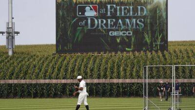 'If you build it they will come': Cubs play Reds at Iowa's historic 'Field of Dreams' matchup - fox29.com - New York - county White - state Iowa - city Chicago, county White - city Cincinnati