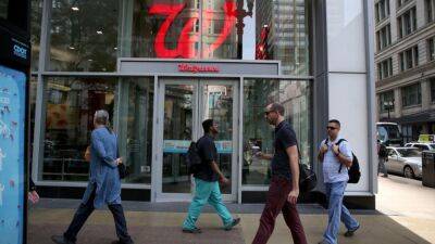 Walgreens is offering up to $75,000 to recruit pharmacists amid shortage - fox29.com - Usa - San Francisco - city Chicago