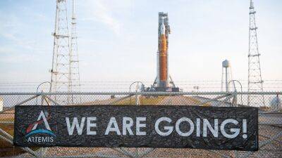 Artemis I (I) - NASA's moon rocket 'go' for Artemis I launch after final review - fox29.com - state Florida