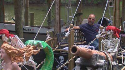 Virginia man builds more than 30 pirate ship houses - fox29.com - state Virginia - county Northumberland - state Indiana