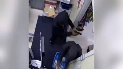 Video: Suspects caught on camera robbing North Philadelphia Rite Aid at gunpoint - fox29.com