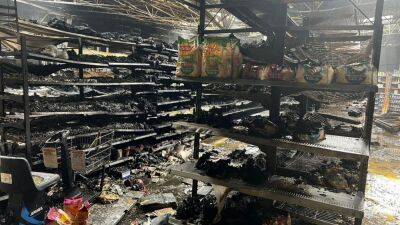 14-year-old girl arrested in Peachtree City Walmart fire investigation - fox29.com - Georgia