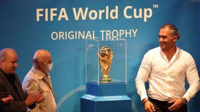 FIFA World Cup: Iran displays trophy for 1st time - fox29.com - Iran - Usa - France - Qatar - city Tehran, Iran