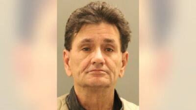 Wilmington man sought for alleged home improvement fraud; additional victims urged to come forward - fox29.com - state Pennsylvania - state Delaware - county New Castle - county Davis