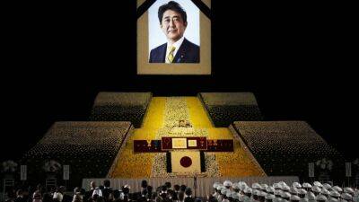 Shinzo Abe - U.S.Vice - Japan’s ex-leader Shinzo Abe honored at controversial state funeral - fox29.com - Japan - city Tokyo - county Harris
