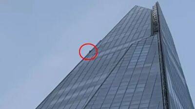 Climber arrested after scaling 1,000-foot skyscraper in London - fox29.com - state California - city Dubai - city London - city Milan