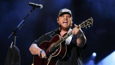 Country star Luke Combs pays for 12-year-old's ticket to his show - fox29.com - state Maine - city Bangor, state Maine