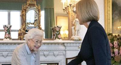 Elizabeth Ii II (Ii) - Liz Truss - Recent Photos of Queen Elizabeth Sparked Concern for Her Health From Fans - justjared.com - Scotland