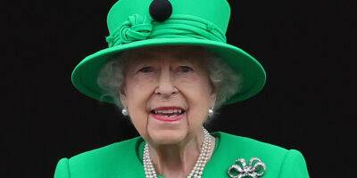 World Leaders & Public Figures Share Well Wishes for Queen Elizabeth Amid Troubling Health Update - justjared.com