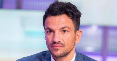 Katie Price - Peter Andre - Peter Andre shares worrying health update and says he 'can't hug his mum' - ok.co.uk - Australia