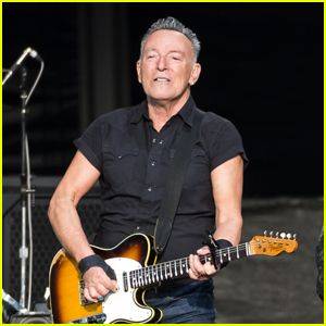Bruce Springsteen - Bruce Springsteen's Bandmate Shares a Health Update Amid Peptic Ulcer Disease Treatment - justjared.com - city New York - county Van Zandt