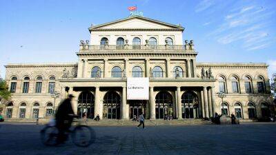 German ballet director suspended after critic smeared with animal feces - fox29.com - Germany - city Berlin - Netherlands - city Hague