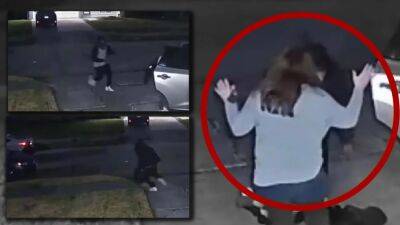 Houston mother robbed: Police search for suspect caught on video - fox29.com - city Houston - Houston