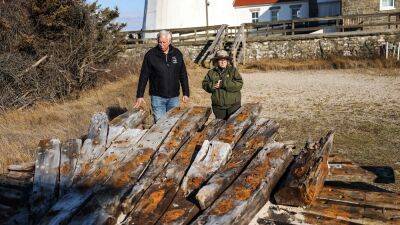 Debris found on Long Island shore may be from famous SS Savannah shipwreck - fox29.com - New York - city New York