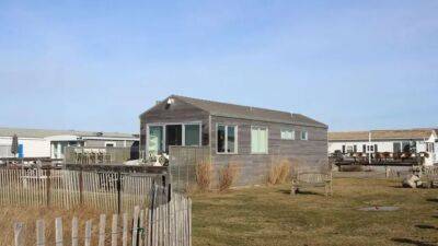 Hamptons trailer park home under contract for $3.75M - fox29.com - New York - state New York - county Park - county Real - city Amsterdam - county Hampton