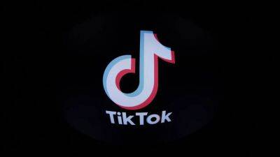 TikTok to limit screen time for teens to 60 minutes per day - fox29.com - Usa - city Boston - city Paris