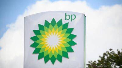Bernard Looney - BP CEO pay doubles to $12M as energy profits surge - fox29.com - Britain - Russia - city London - Ukraine