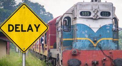 Train derails in Orugodawatte; Railway operations delayed - newsfirst.lk - Sri Lanka