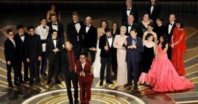 Jimmy Kimmel - Colin Farrell - Oscars 2023 winners list: ‘Everything Everywhere All at Once’ takes Best Picture - globalnews.ca - Usa