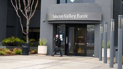 US, UK try to prevent fallout from Silicon Valley Bank collapse - fox29.com - New York - Usa - city New York - Britain - state California - Washington - county Santa Clara