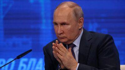Vladimir Putin - Maria Zakharova - ICC issues arrest warrant for Vladimir Putin over Ukraine war crimes - fox29.com - Russia - city Hague - Ukraine - city Moscow, Russia
