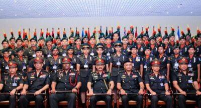 Vikum Liyanage - First batch of Army Women De-miners Receive Insignia - newsfirst.lk - Sri Lanka