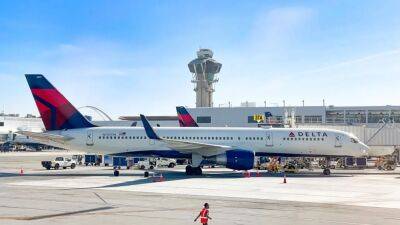 Passenger detained at LAX after opening emergency exit door of plane - fox29.com - state California - city Seattle - Los Angeles, state California - city Los Angeles, state California