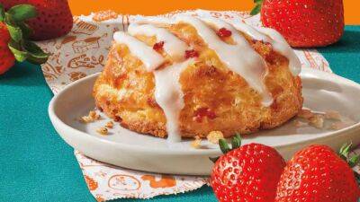 Popeyes adds strawberry biscuits to the menu - fox29.com - Usa - Los Angeles