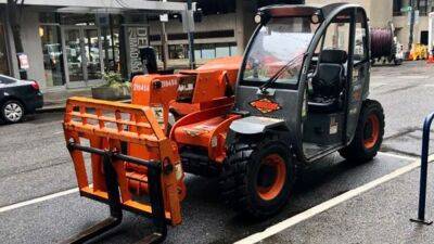 Oregon man charged after 'chasing pedestrians' with stolen forklift, police say - fox29.com - state Oregon - city Portland, state Oregon