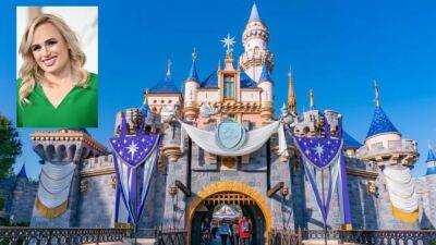 Disneyland banned Rebel Wilson over selfie, actress says - fox29.com - Usa - state California - city New Orleans - Uae - city Anaheim, state California - city Dubai, Uae