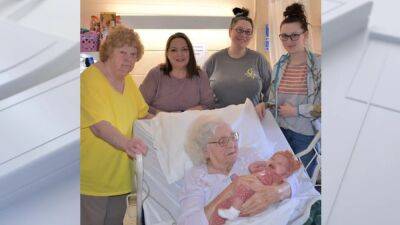 Kentucky woman with over 230 great-great-grandchildren meets great-great-great-grandchild: See the photo - fox29.com - France - state Kentucky - county Kings