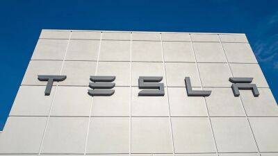 US investigates Tesla after complaints of steering wheels that can fall off - fox29.com - Usa - state California - state New Jersey - city Detroit