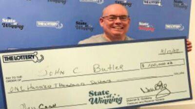 Man finds winning lotto ticket in drawer days before it expires with wife's help - fox29.com - Australia - state Florida - area District Of Columbia - state Massachusets - Washington, area District Of Columbia