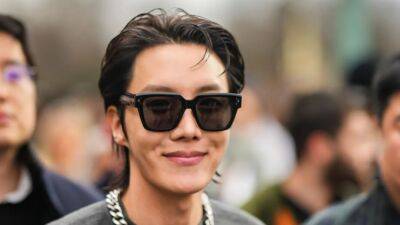 Edward Berthelot - BTS’ J-Hope becomes 2nd member of K-pop band to join South Korean army - fox29.com - South Korea - France - city Seoul, South Korea - city Paris, France