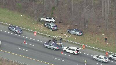 Williams - Woman dead after shootout between suspected abductor, police on I-95 in Virginia - fox29.com - state New York - state Virginia - county Bureau - city Springfield - county Prince William - county Fairfax