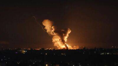 Benjamin Netanyahu - Israel launches strikes in Gaza Strip as Netanyahu vows to extract 'heavy price' - fox29.com - Israel - Palestine - city Jerusalem - Lebanon - city Old - city Gaza