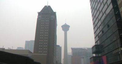 Environment Canada - Albertans urged to stay indoors as air quality expected to worsen - globalnews.ca - Canada - region Calgary