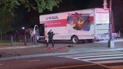 U-Haul driver arrested, charged after crashing truck into security barriers near White House: police - fox29.com - Usa - Washington