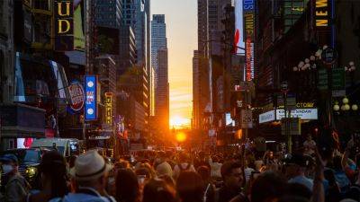 Manhattanhenge 2023: When, where and how to watch in New York City - fox29.com - Usa - city New York - New York, Usa