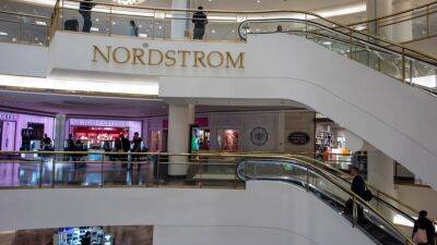 Nordstrom, Anthropologie, Saks OFF 5TH closing downtown San Francisco shops - fox29.com - state California - San Francisco - city San Francisco, state California - county Centre