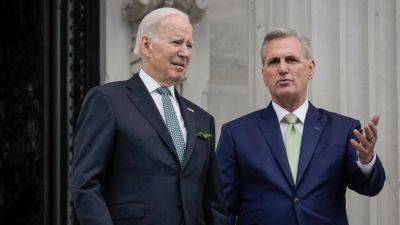 Joe Biden - Kevin Maccarthy - Drew Angerer - Debt ceiling: Biden, McCarthy scramble for Dem, GOP support ahead of vote - fox29.com - Usa - Ireland - Washington - city Washington