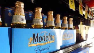 Williams - Bud Light - Mario Tama - How Modelo was the one to dethrone Bud Light as top-selling US beer, according to analyst - fox29.com - Usa - state California - Los Angeles, state California - Mexico