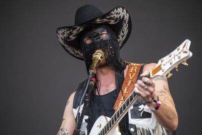 Orville Peck Postpones Upcoming Shows To Focus On Physical, Mental Health: ‘I Am Completely Heartbroken’ - etcanada.com - county Garden - state Connecticut - city Ottawa - city Vancouver