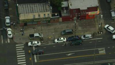 Police: 2 men badly hurt in Kensington double shooting - fox29.com - city Philadelphia